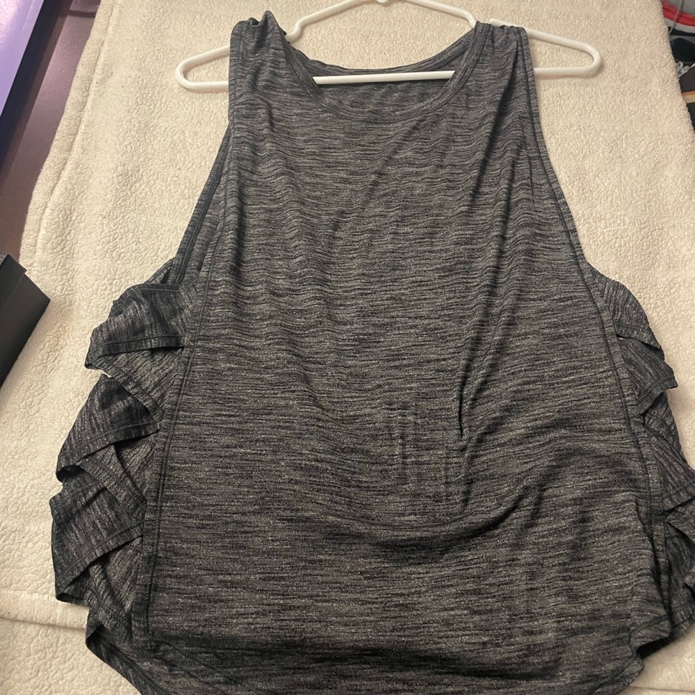 Lulu Gray Sleeveless Athetic Top